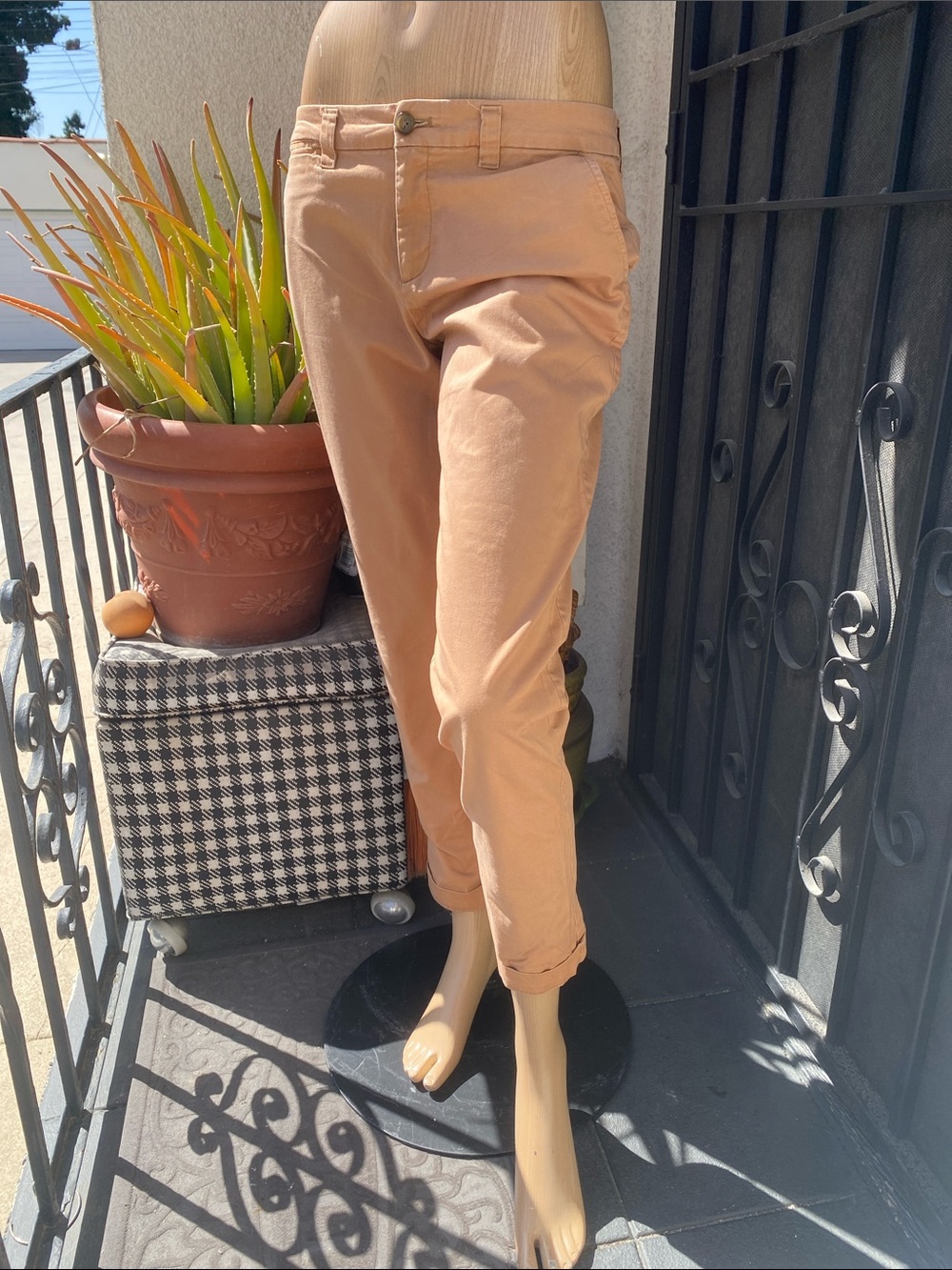 GAP Womans Light Tan Chino Pants